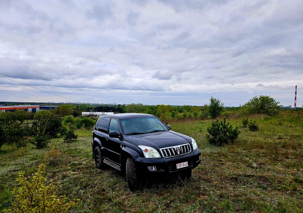 Toyota Land Cruiser cena 44000 przebieg: 277000, rok produkcji 2007 z Toruń małe 301
